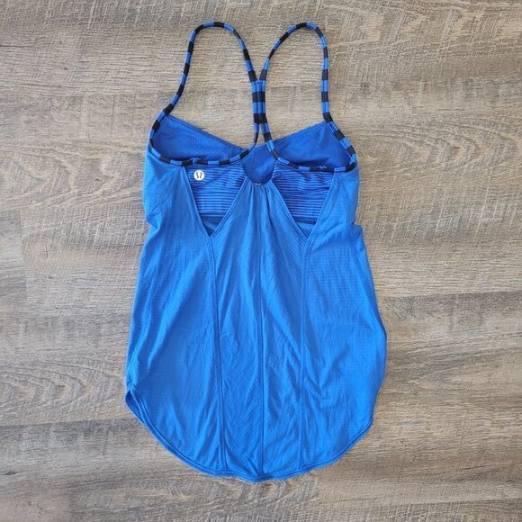 LULULEMON | Roll Out Tank Blue Striped | Sz. 2 - Picture 11 of 13